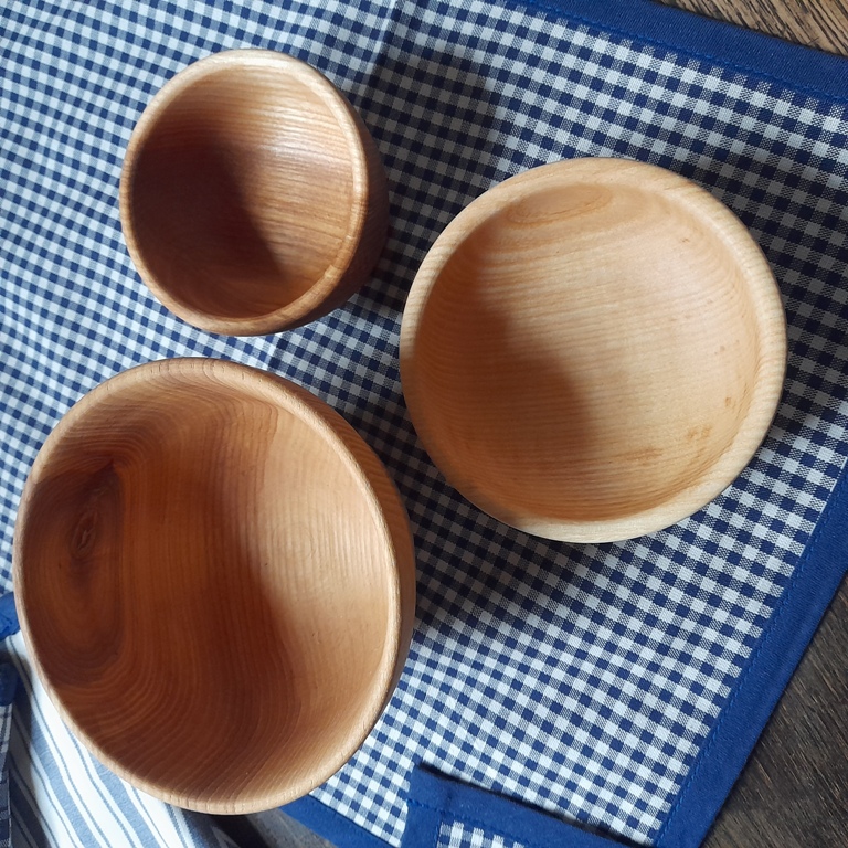 Miska vyšší jasanová